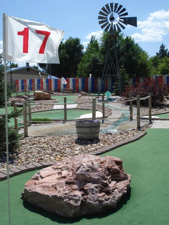 הוט ספרינגס Hills Inn מראה חיצוני תמונה